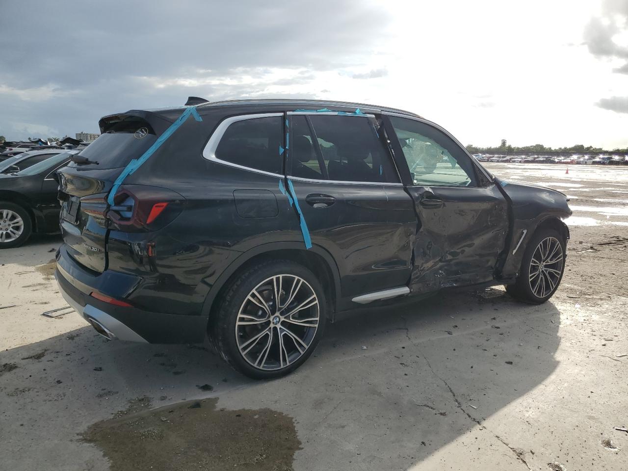 2024 BMW X3 - Image 3