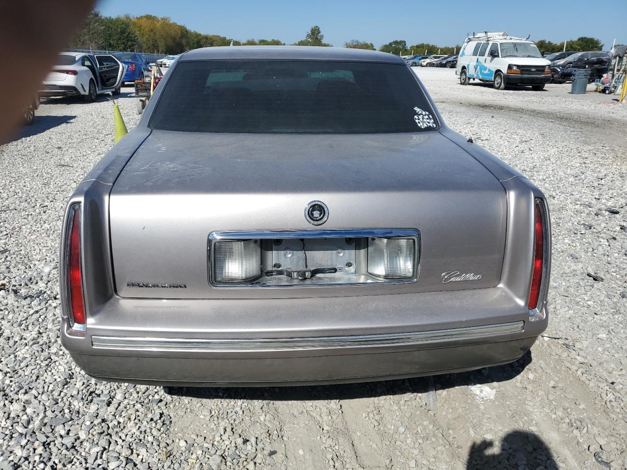 1997 Cadillac Deville VIN: 1G6KD54Y1VU234841 Lot: 74834284