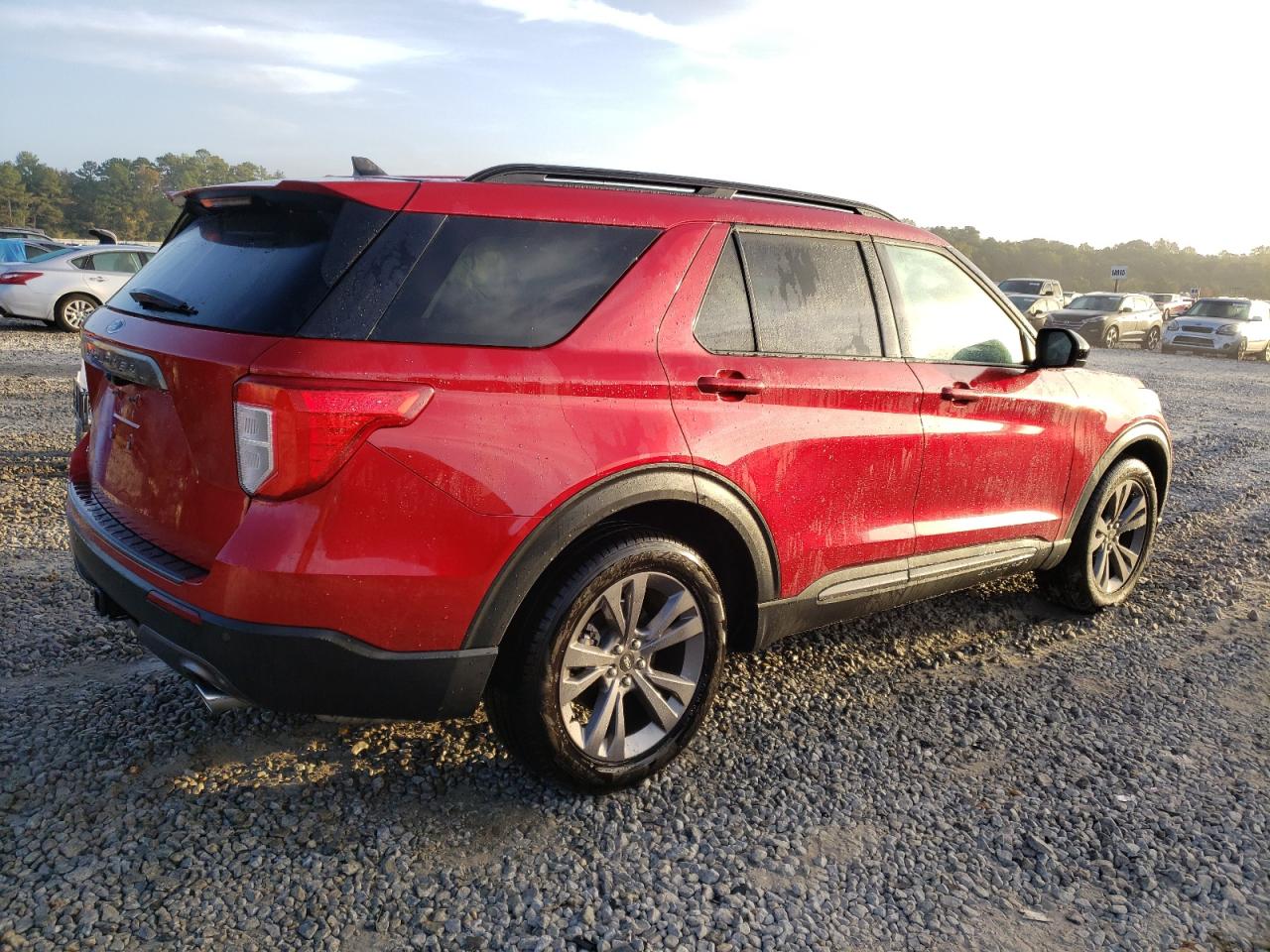 2023 Ford Explorer - Image 3