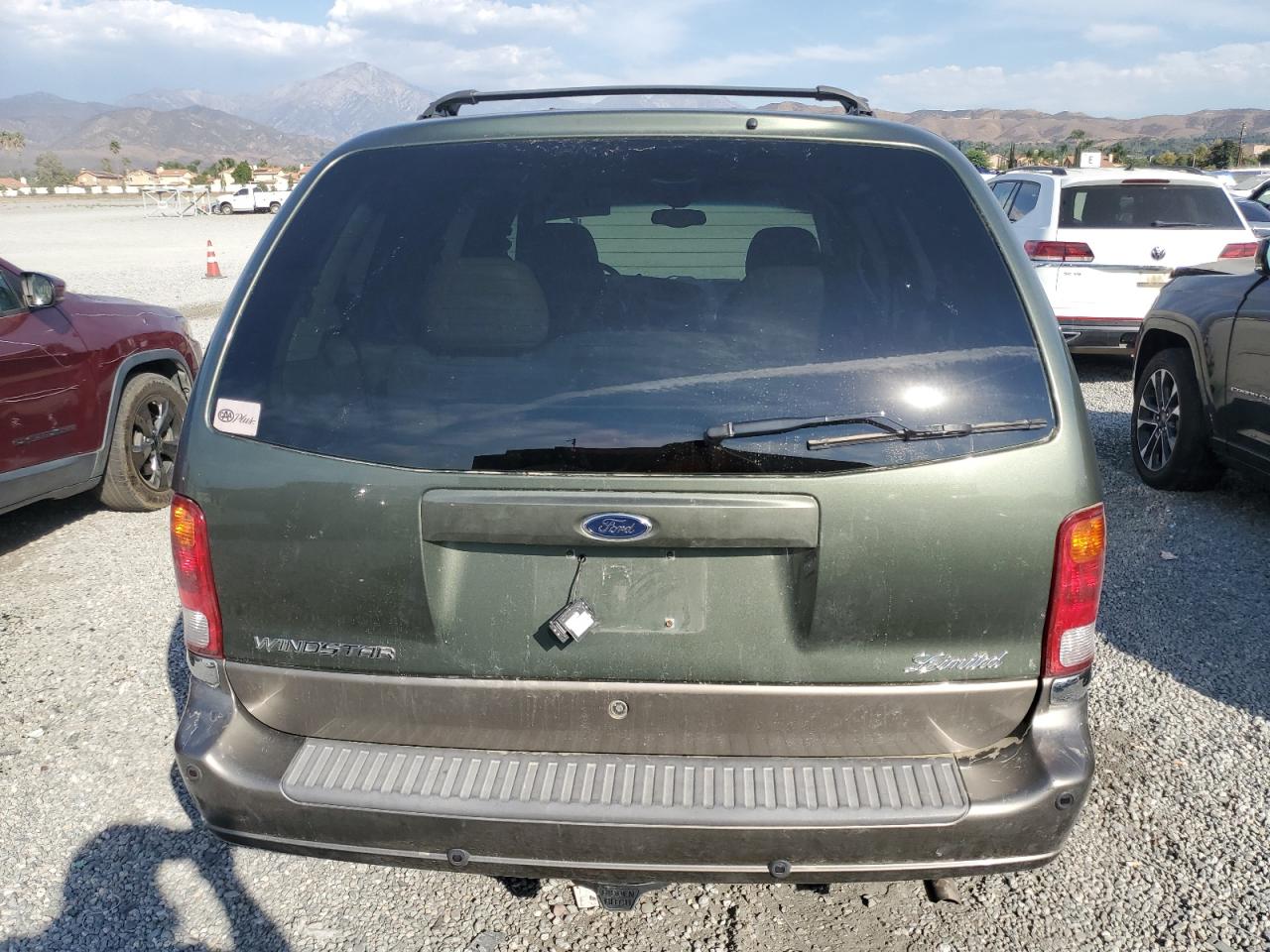 2FMDA584X3BA26817 2003 Ford Windstar Limited