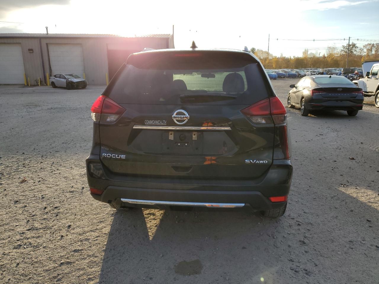 5N1AT2MV0JC826727 2018 Nissan Rogue S