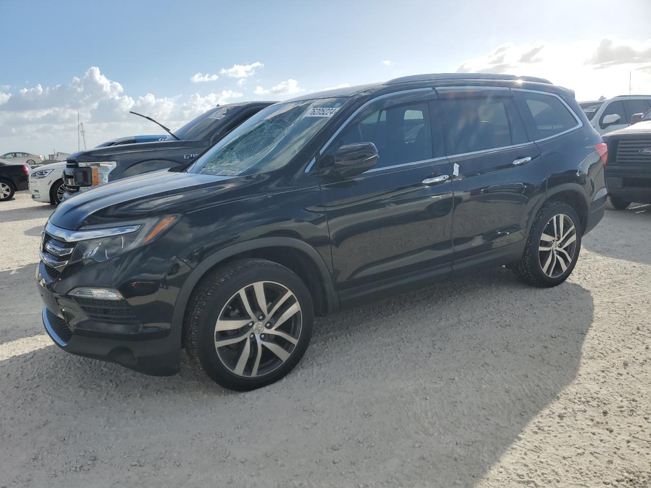 2017 Honda Pilot - Image 1