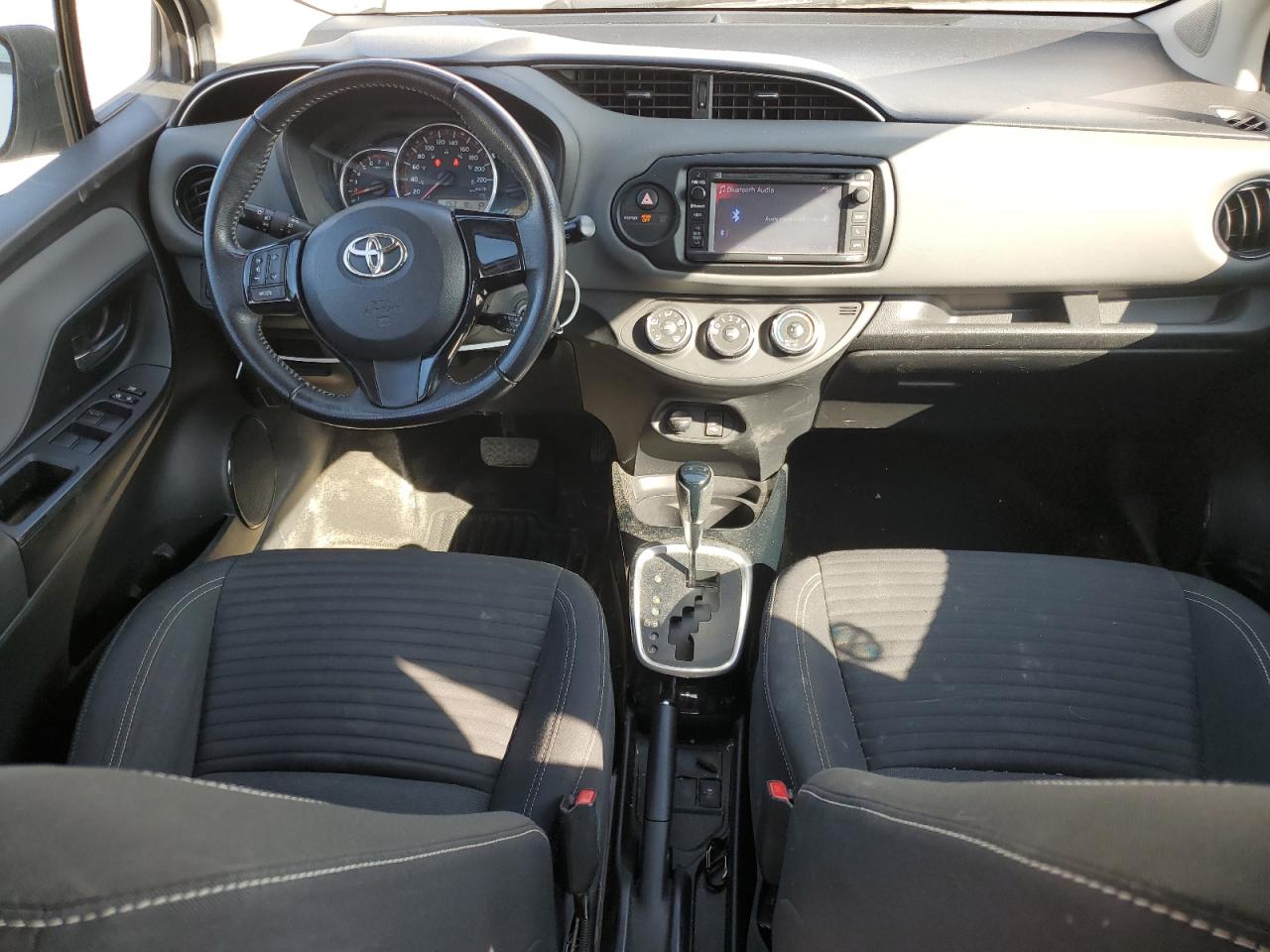 VNKKTUD37FA027976 2015 Toyota Yaris