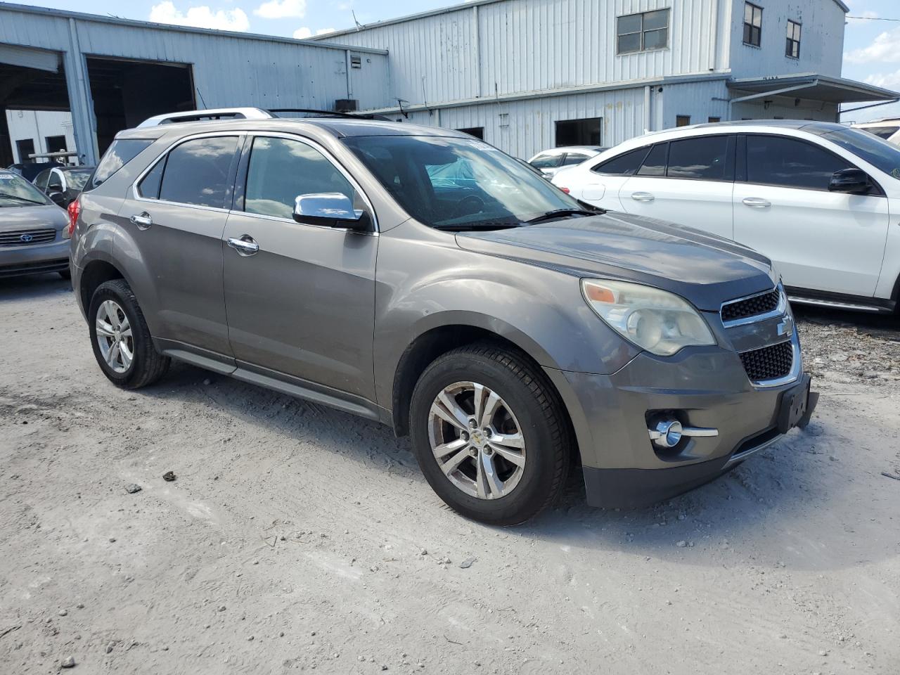 2011 Chevrolet Equinox - Image 4