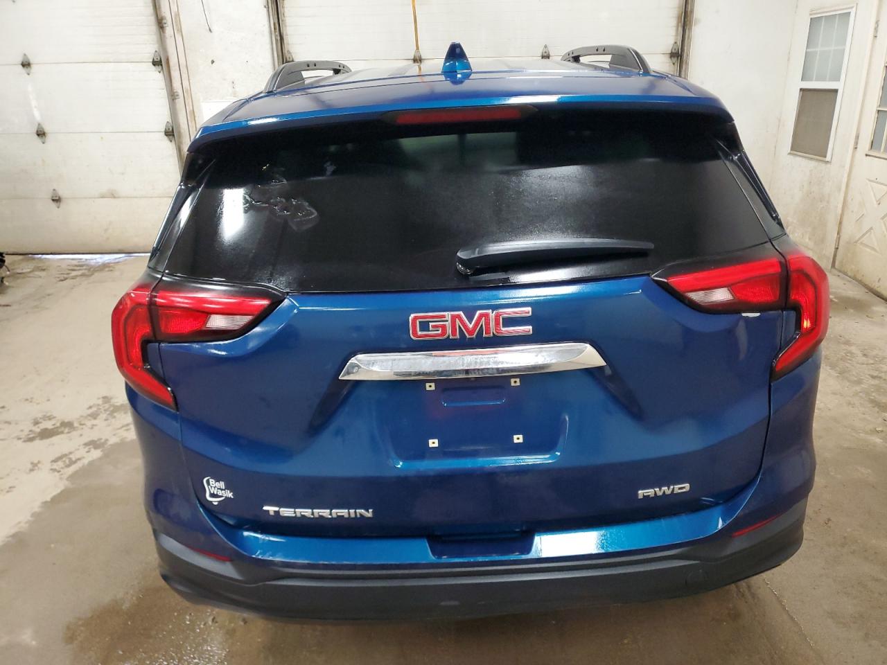 2020 GMC Terrain - Image 6