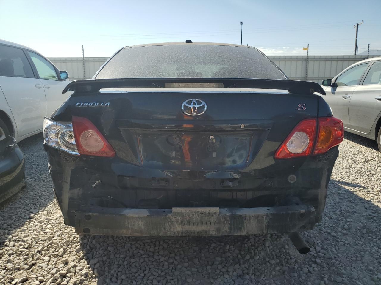 2010 Toyota Corolla Base VIN: 1NXBU4EE2AZ372504 Lot: 74560474