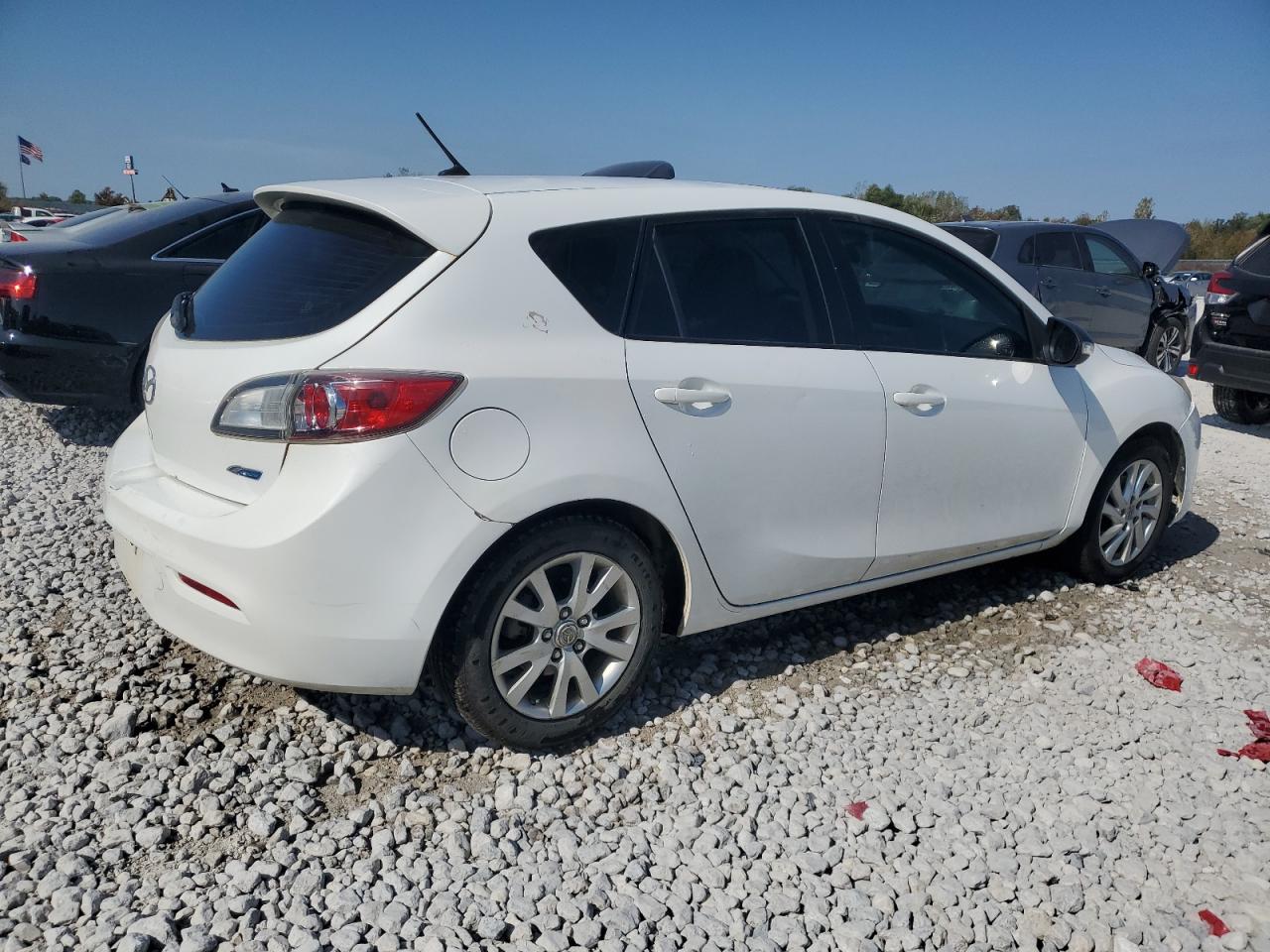 2012 Mazda 3 - Image 3