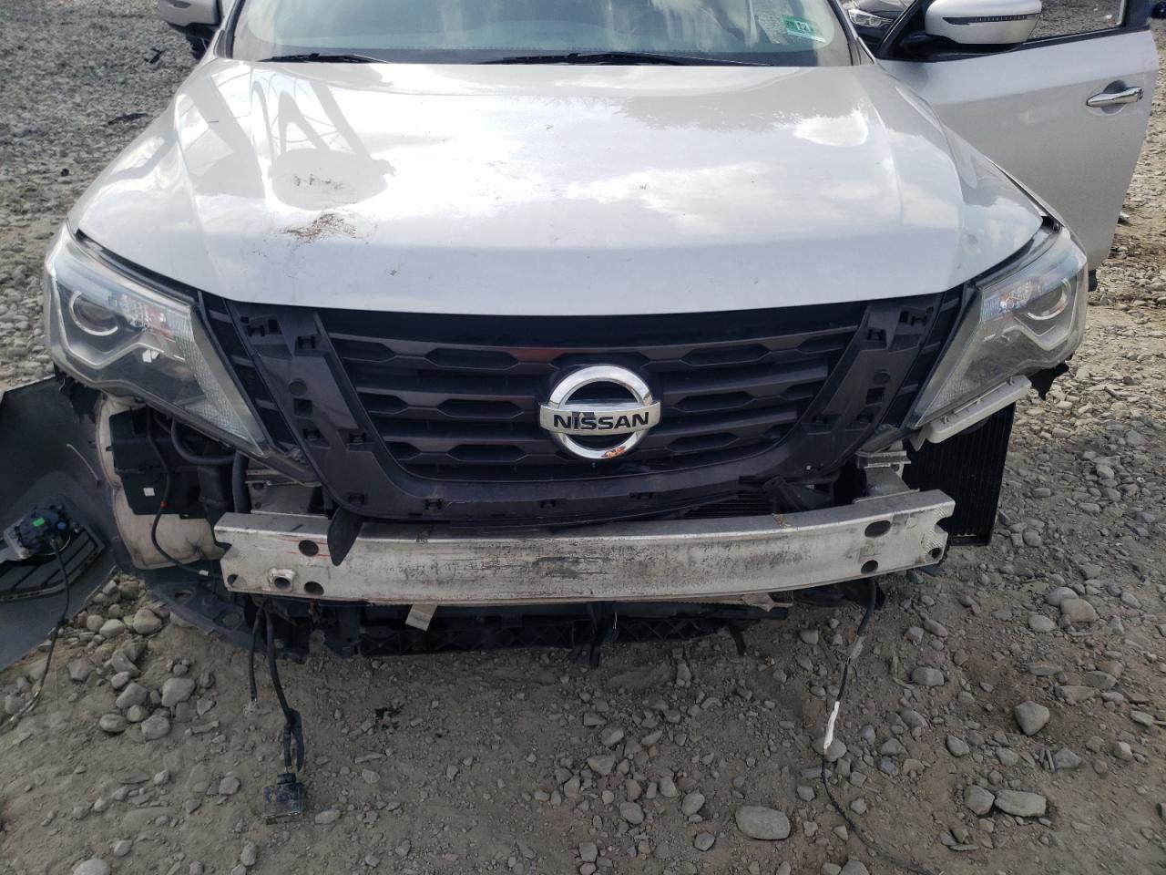 5N1DR2MM9JC624696 2018 Nissan Pathfinder S