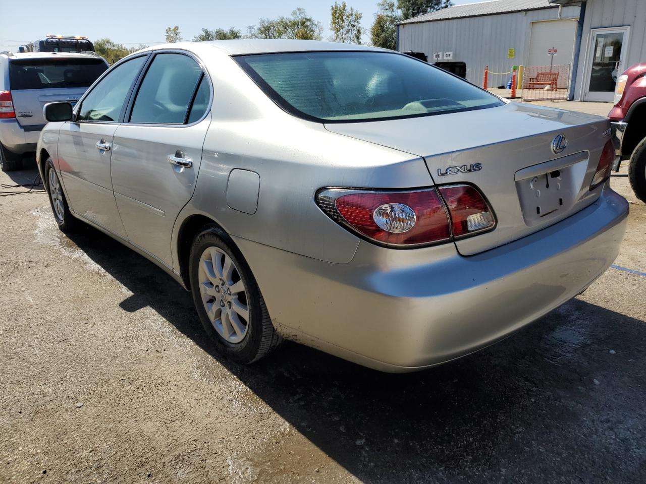 2004 Lexus Es 330 VIN: JTHBA30G240011381 Lot: 74977654