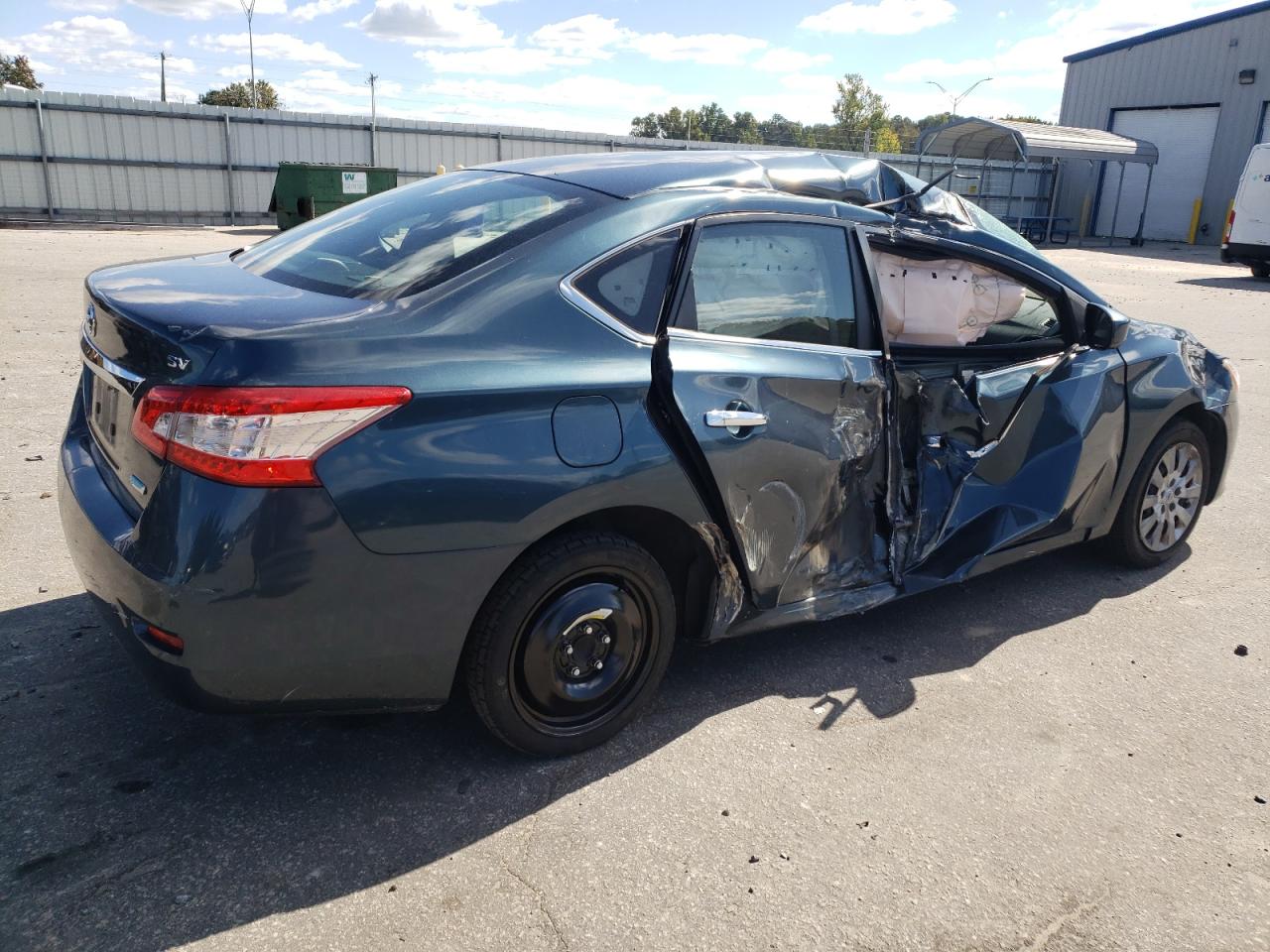 2014 Nissan Sentra - Image 3