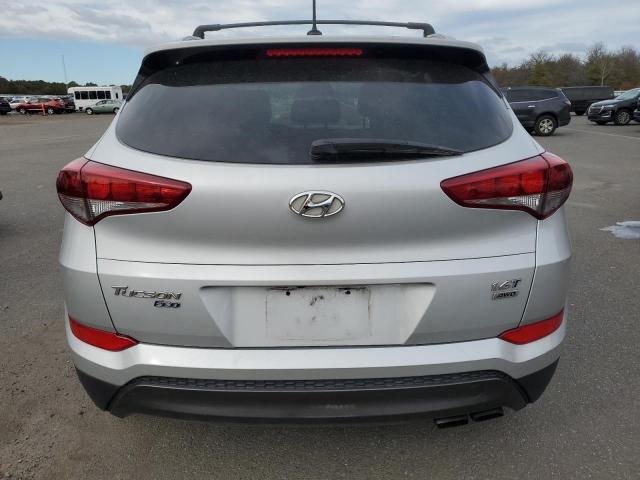  HYUNDAI TUCSON 2016 Серебристый