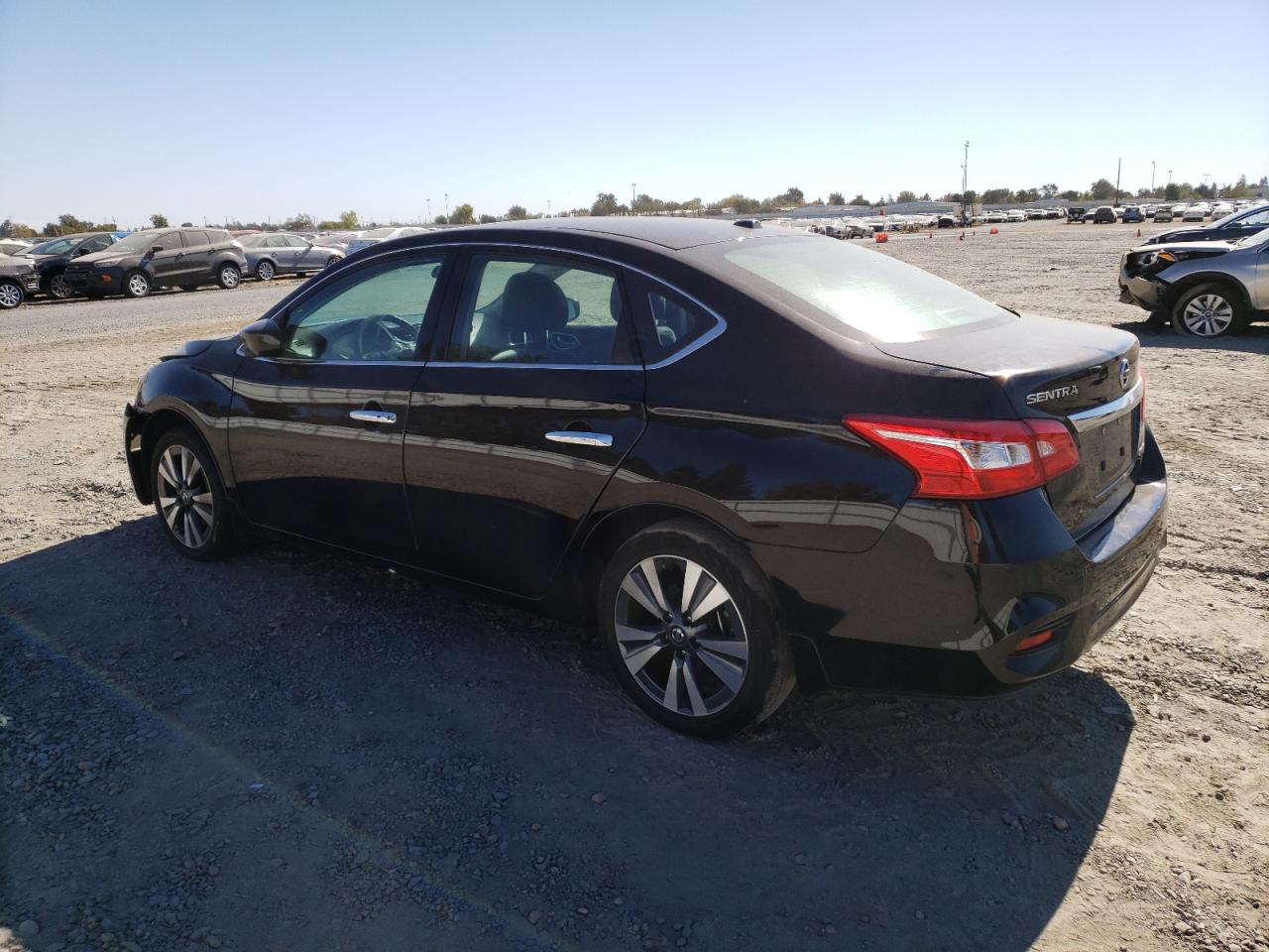 2019 Nissan Sentra - Image 2