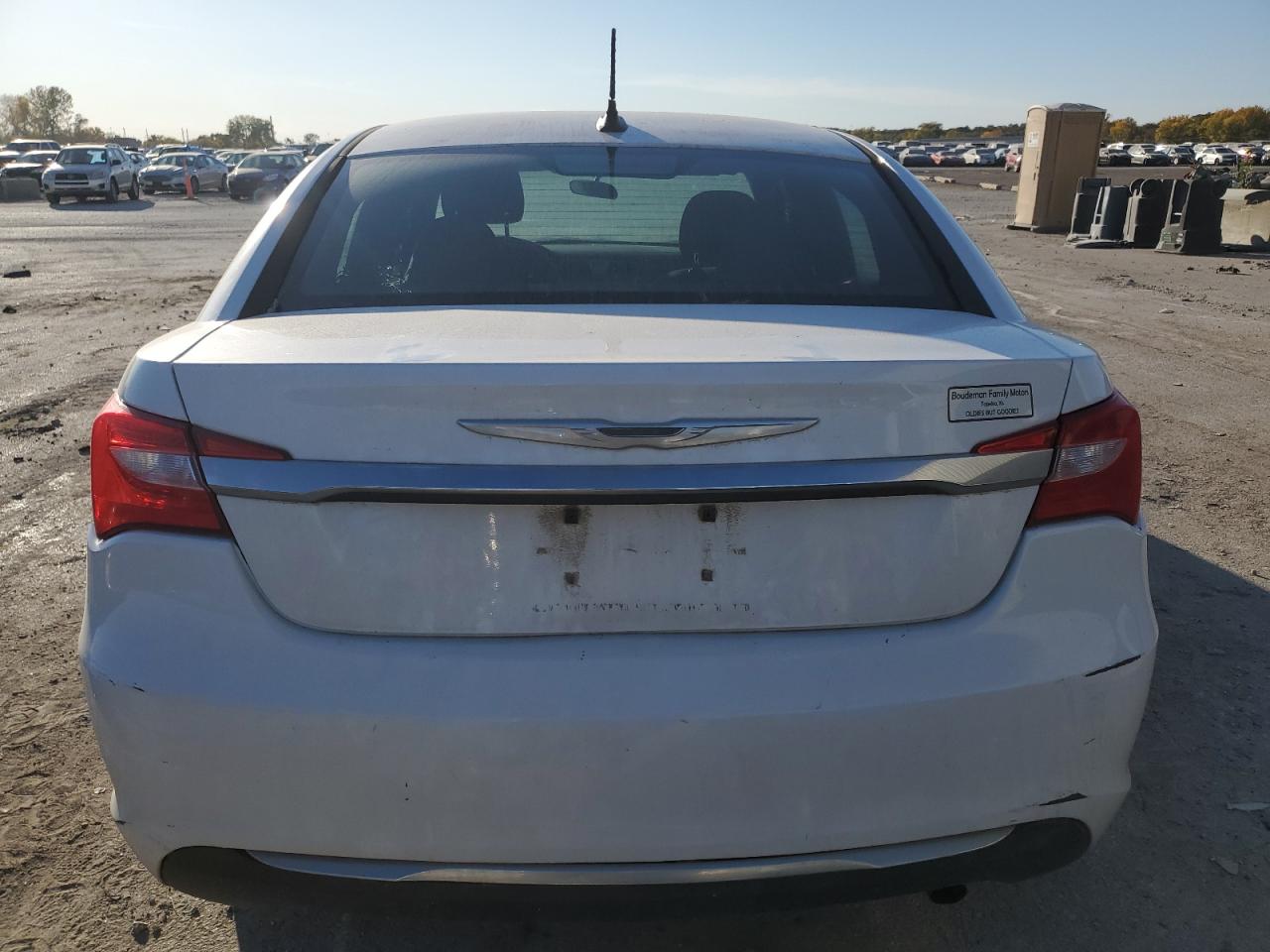 2014 Chrysler 200 - Image 6