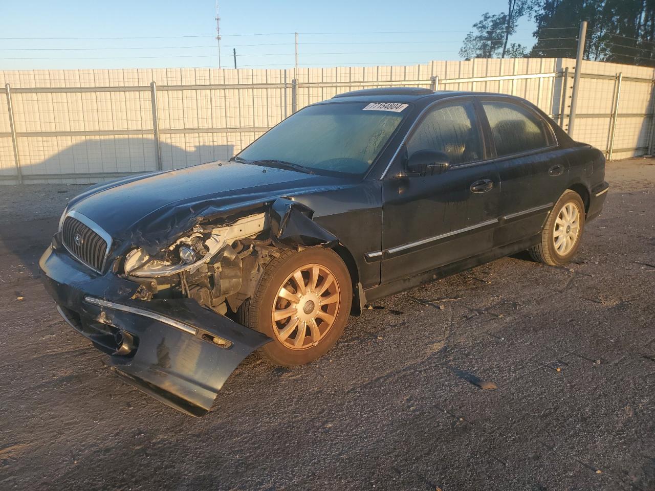 2004 Hyundai Sonata - Image 1