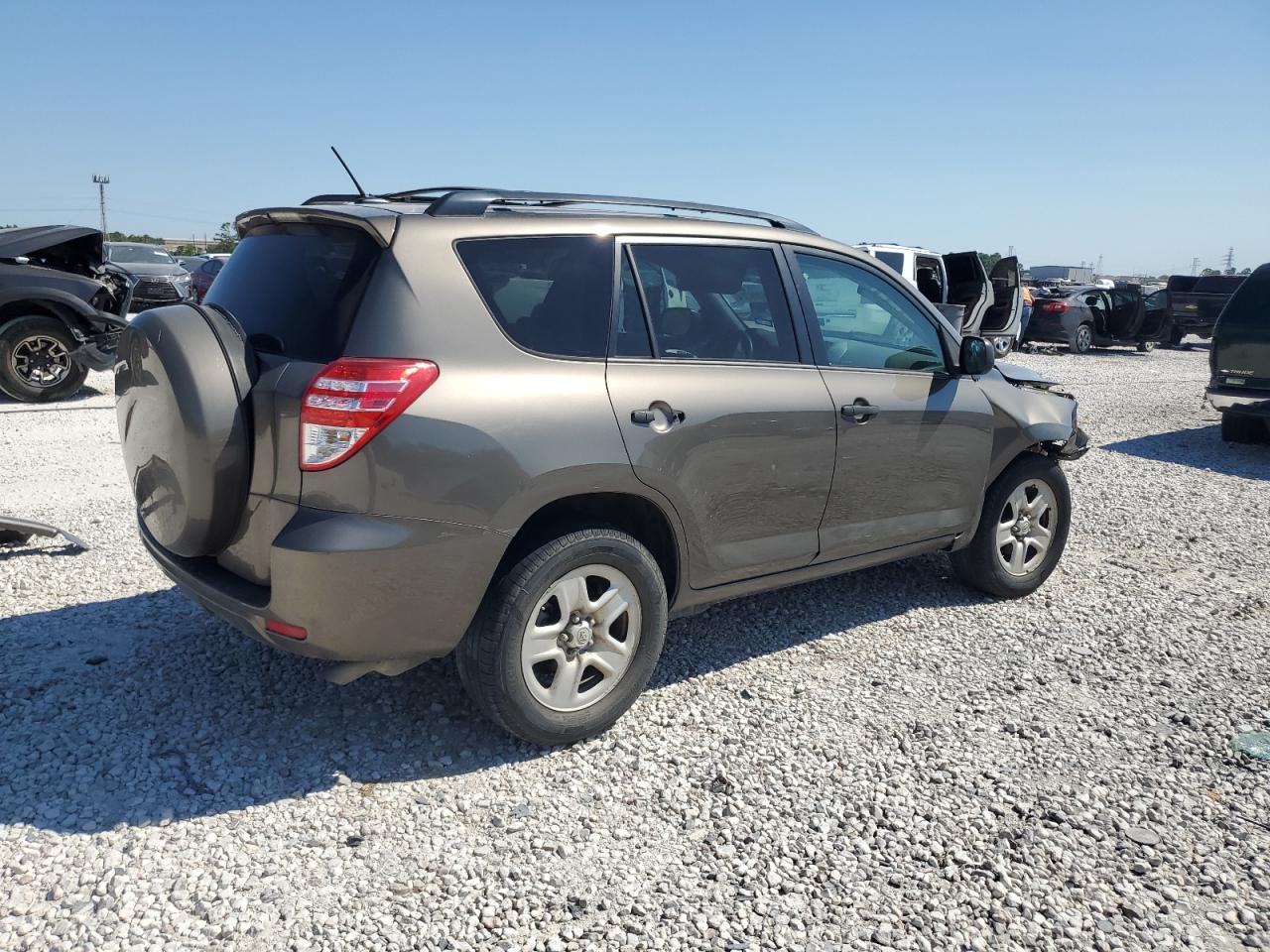 2012 Toyota RAV 4 - Image 3