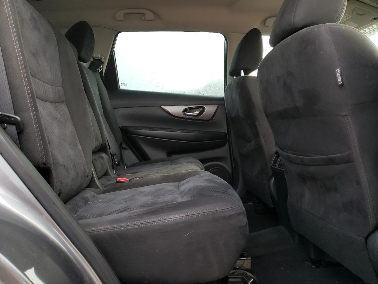 2015 Nissan Rogue - Image 11
