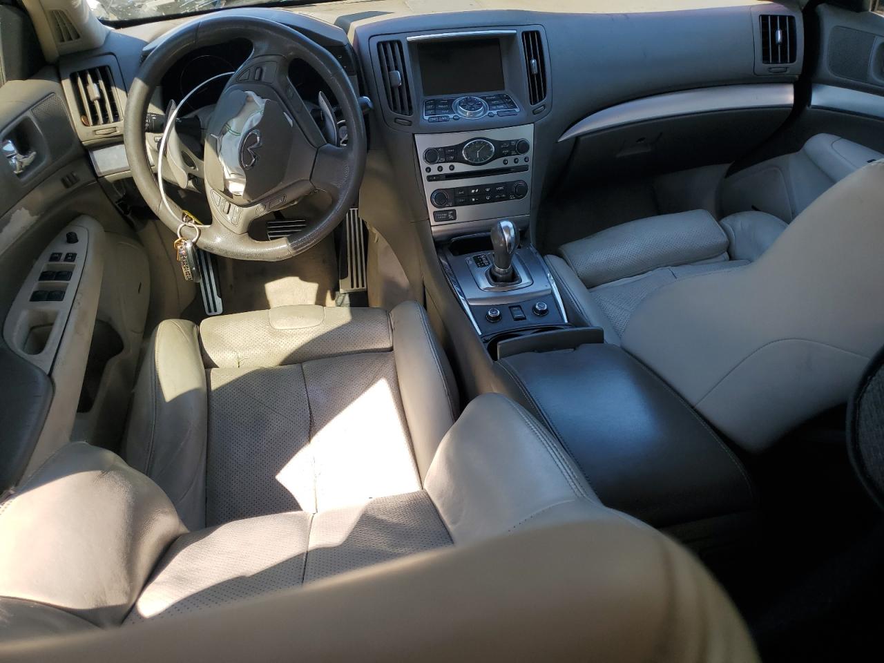 2011 Infiniti G - Image 8