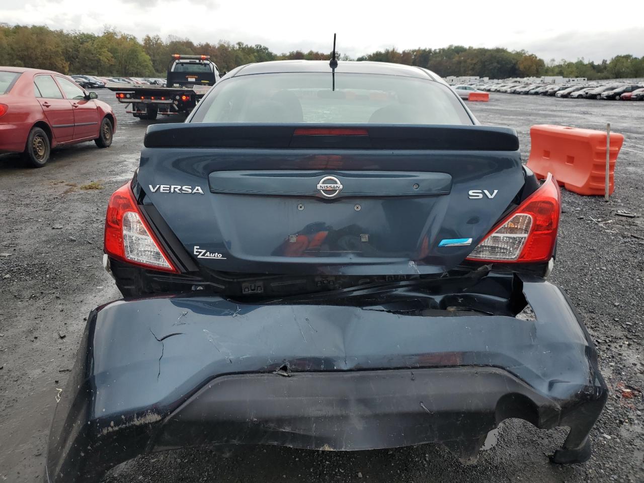 3N1CN7AP0FL847988 2015 Nissan Versa S