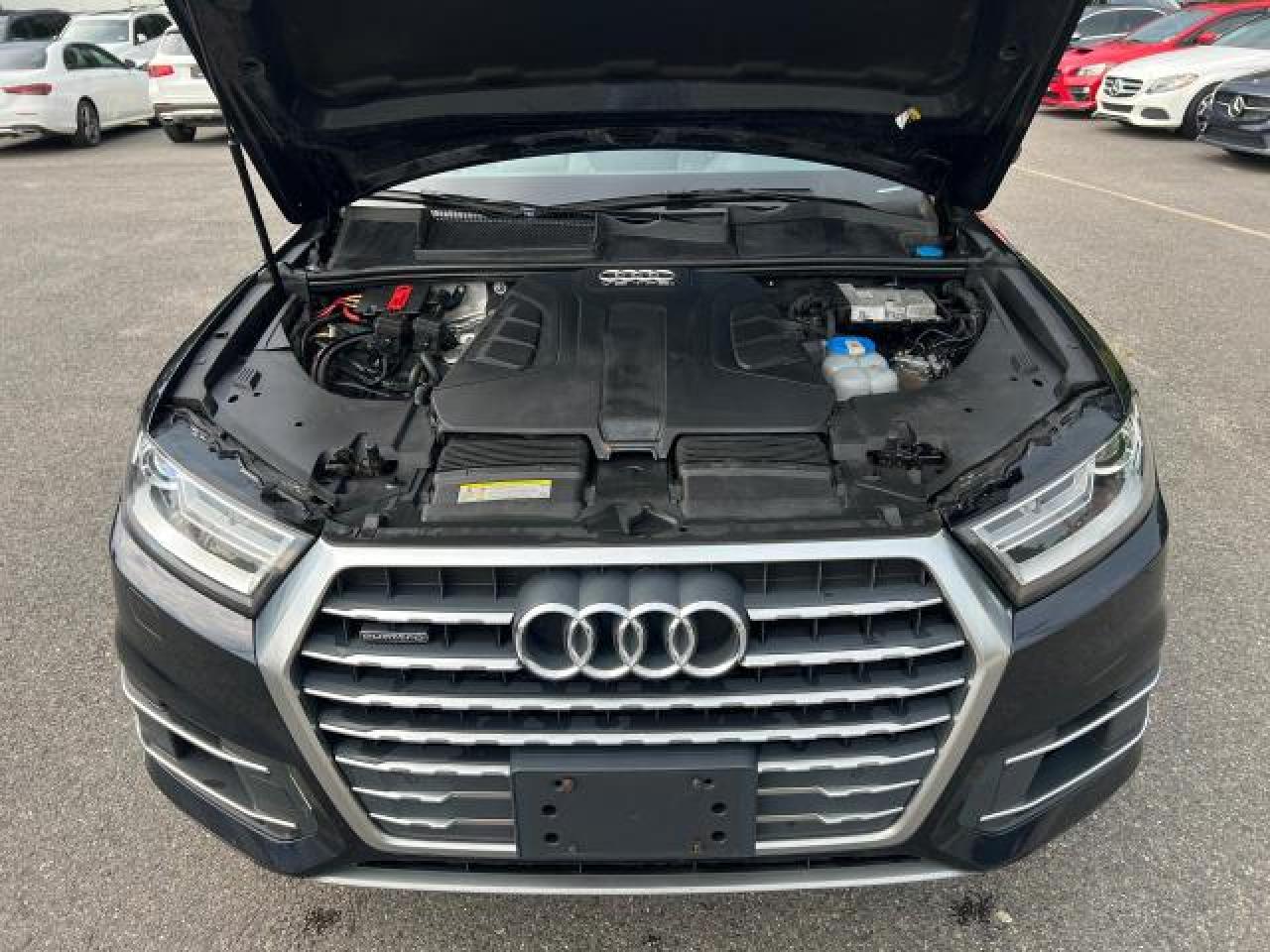 2017 Audi Q7 Premium Plus VIN: WA1LAAF70HD013978 Lot: 75707594