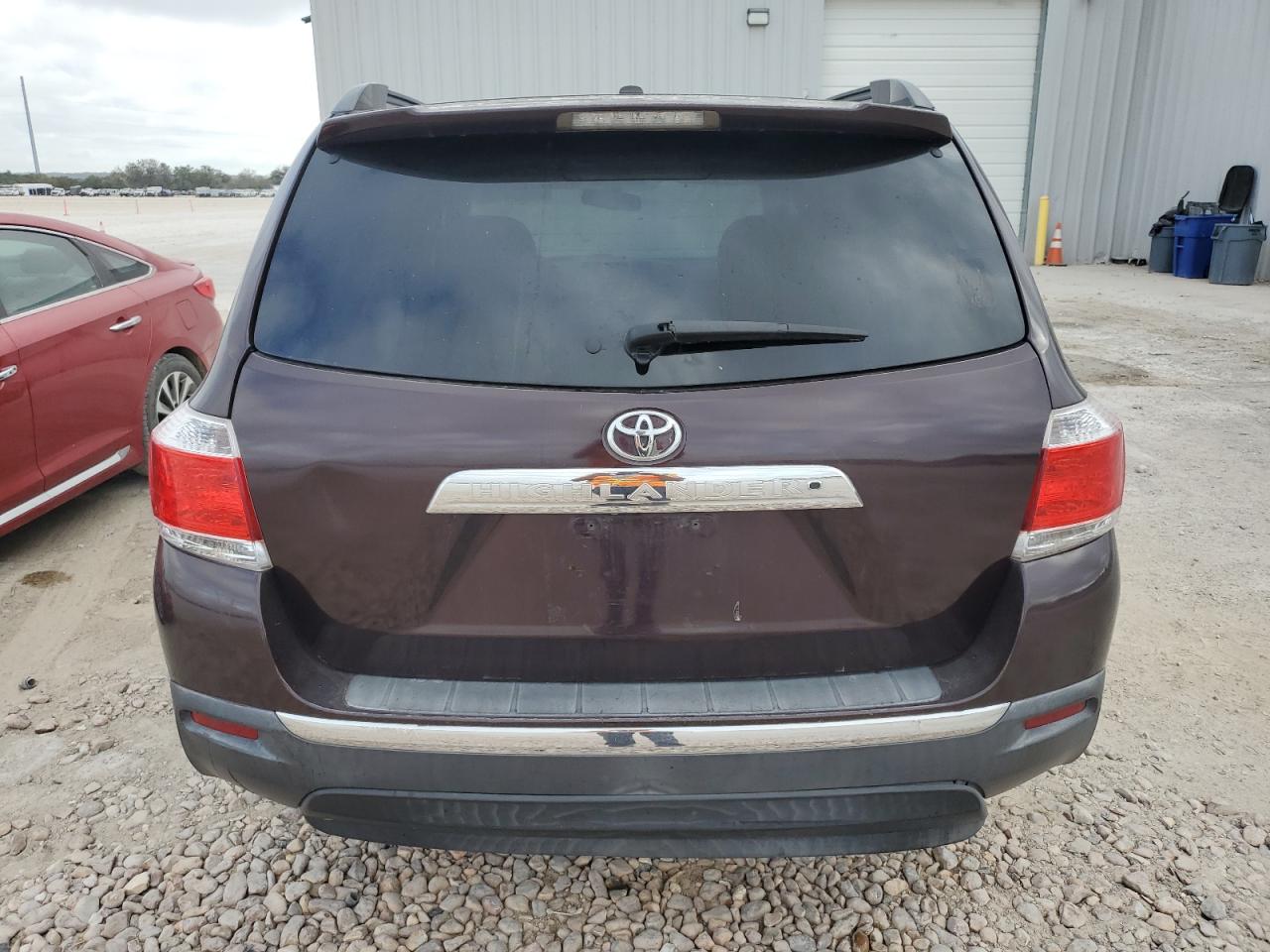 2011 Toyota Highlander - Image 6