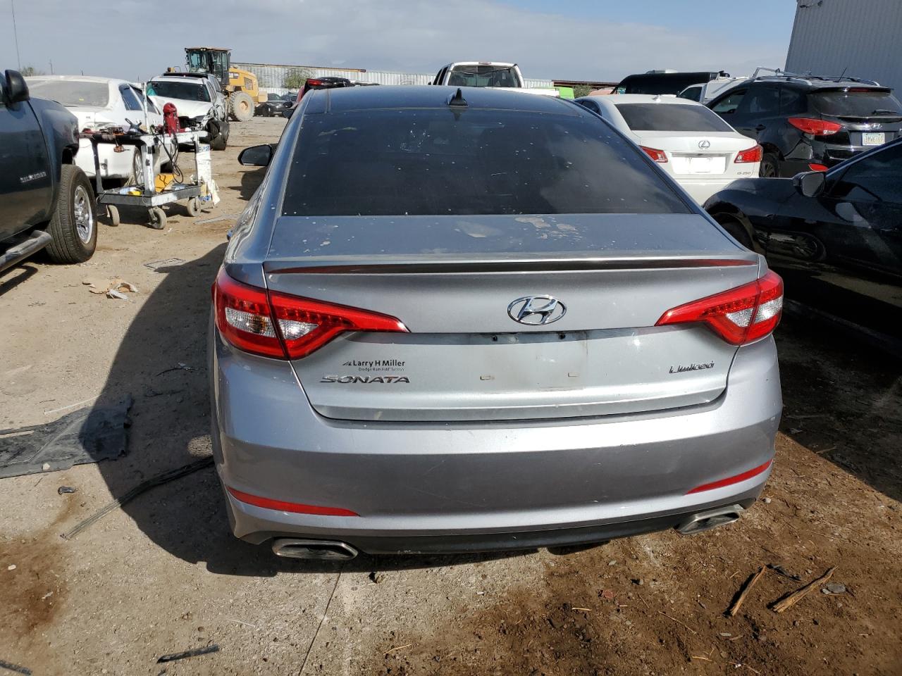 2015 Hyundai Sonata - Image 6