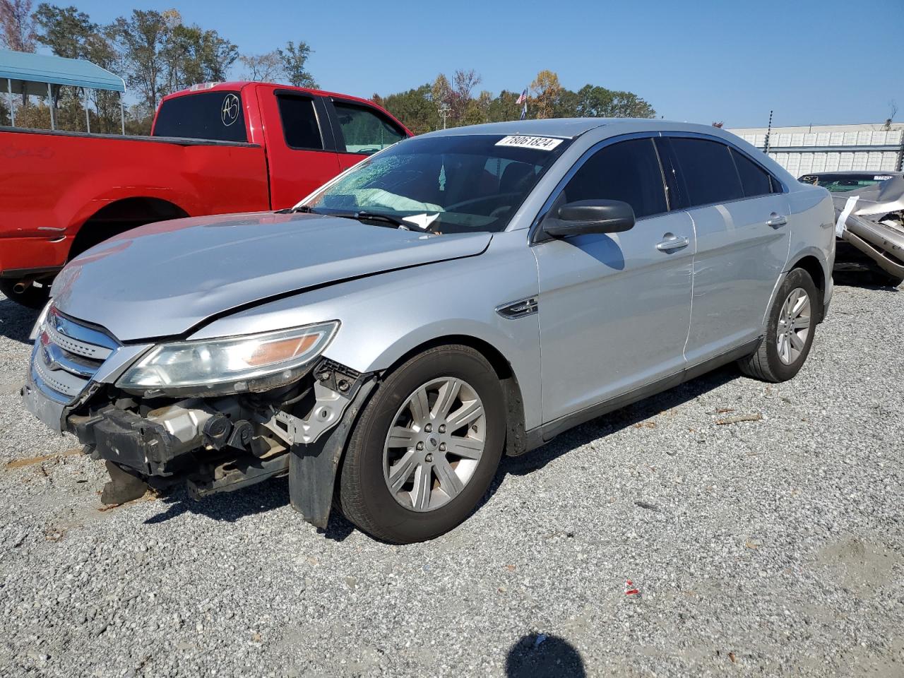 2011 Ford Taurus - Image 1