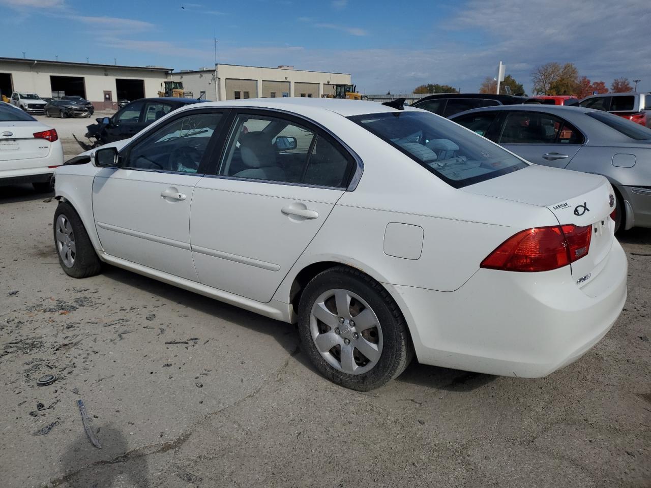 2009 Kia Optima Lx VIN: KNAGE228X95353390 Lot: 77459964