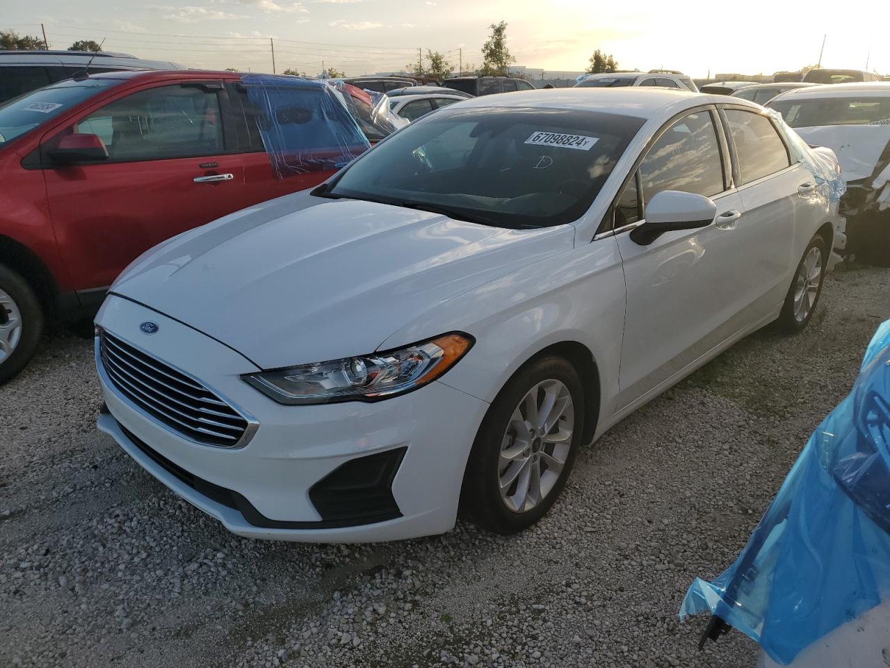 3FA6P0LU9LR104517 2020 FORD FUSION - Image 1