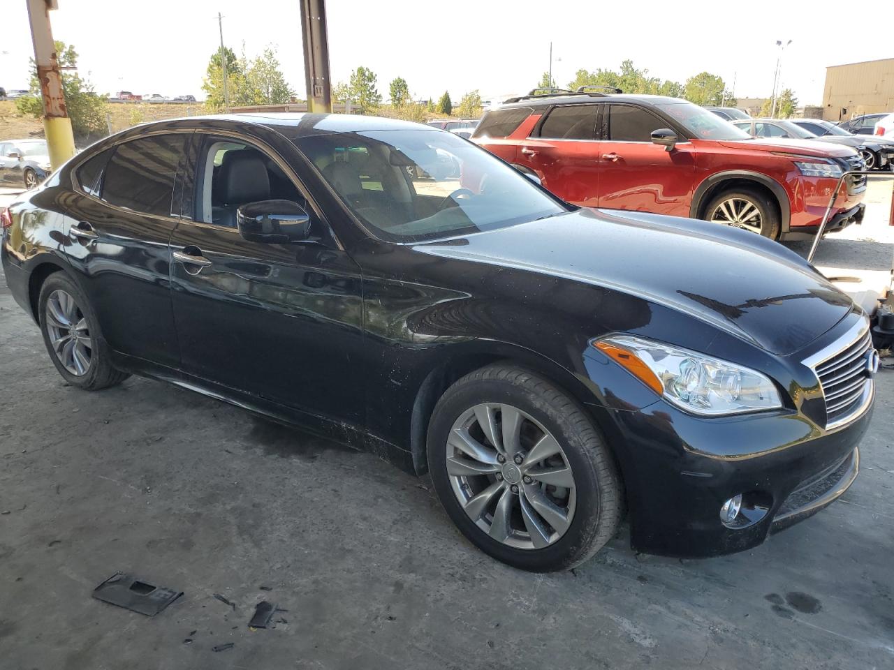 2013 Infiniti M - Image 4