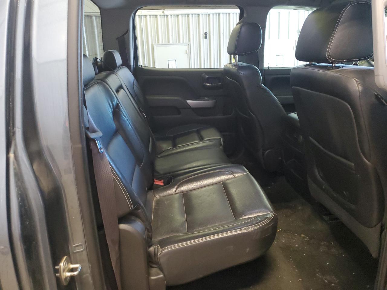 2014 Chevrolet Silverado - Image 11