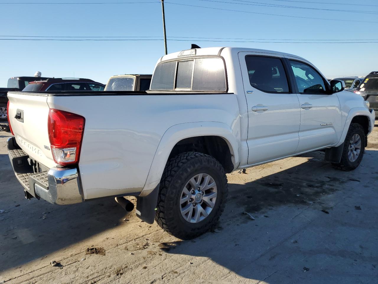 VIN 5TFAZ5CN5HX046912 2017 TOYOTA TACOMA no.3