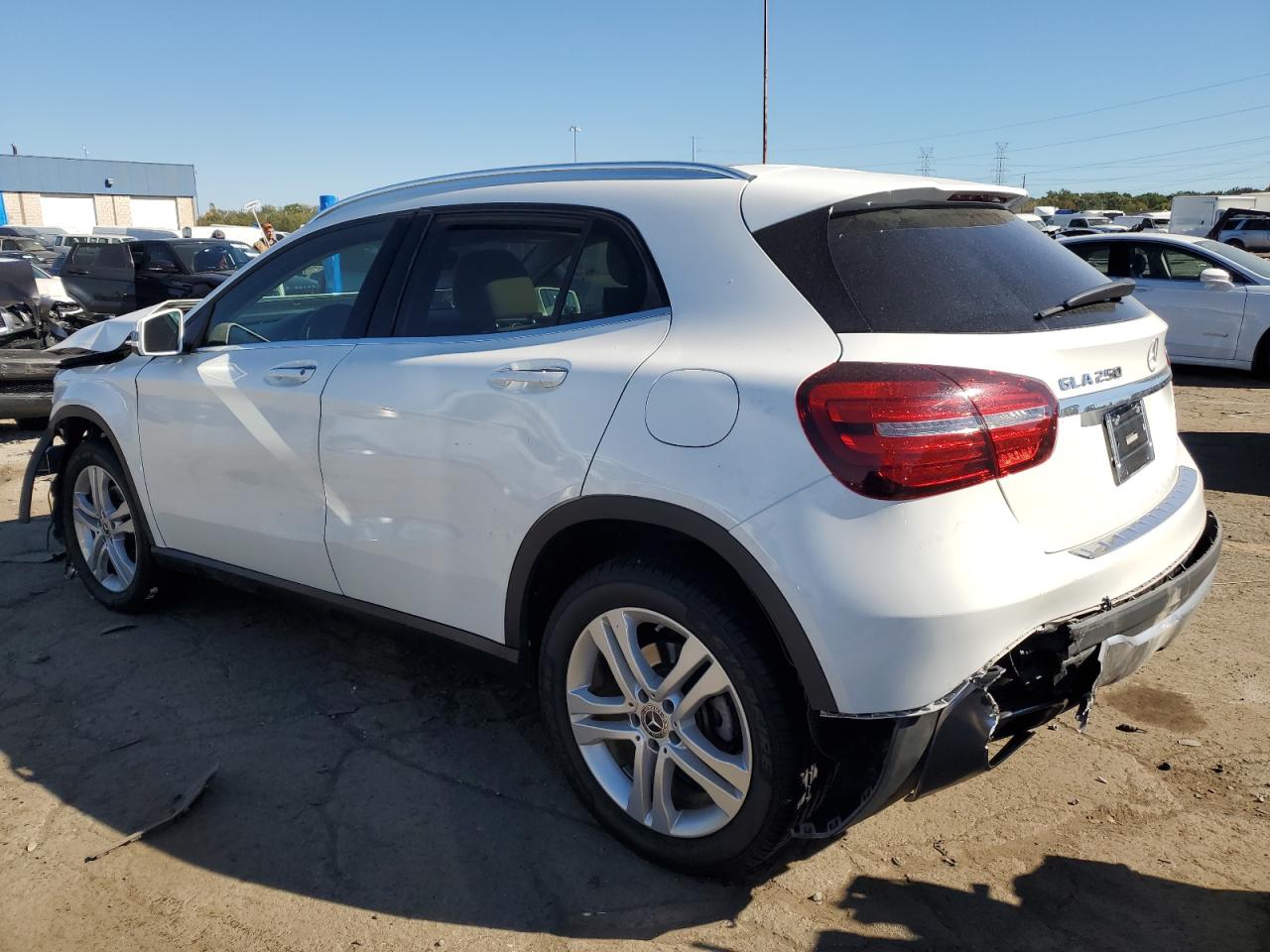 2020 Mercedes-Benz GLA-klasse - Image 2