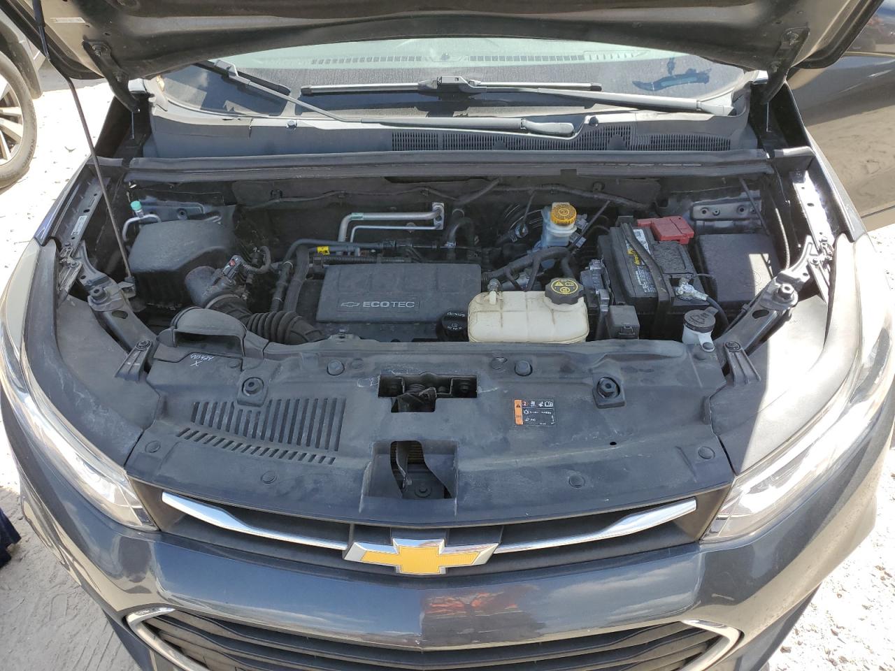 2019 Chevrolet Trax - Image 12