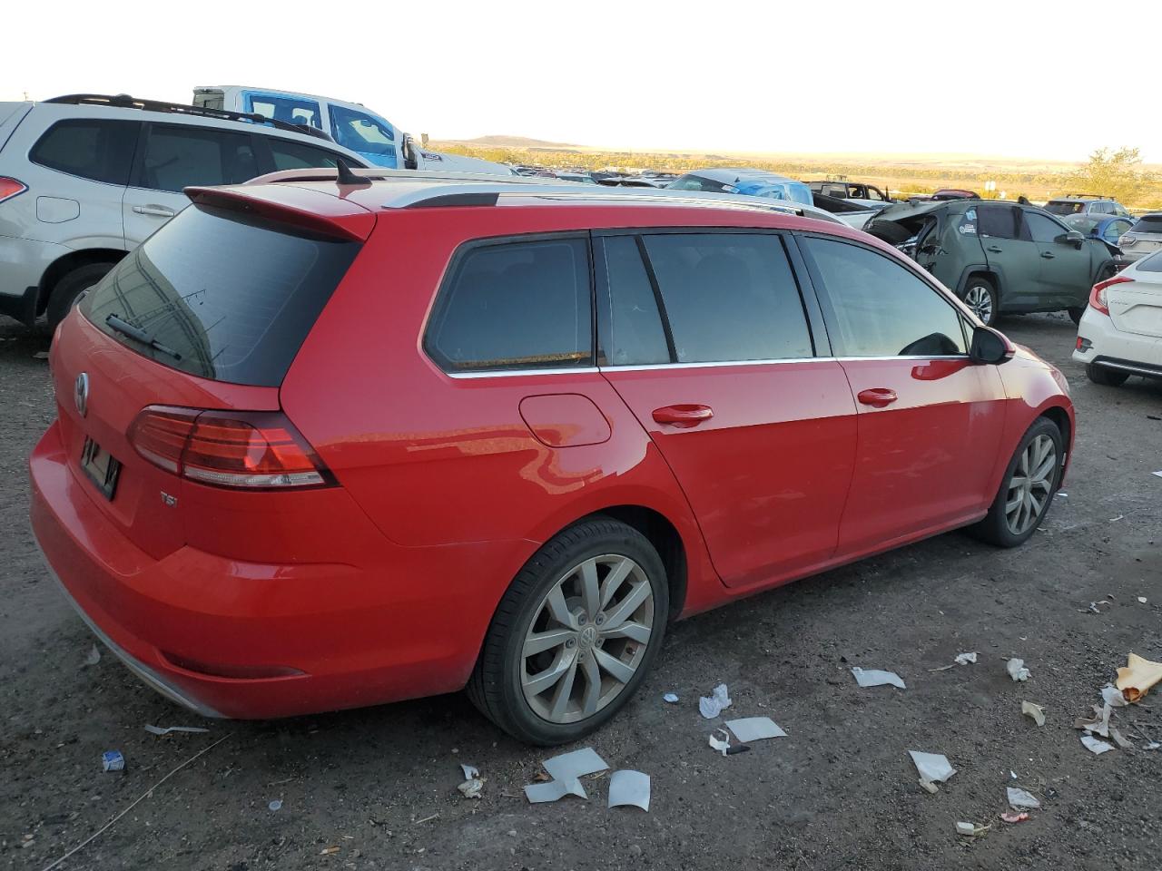 2018 Volkswagen Golf - Image 3