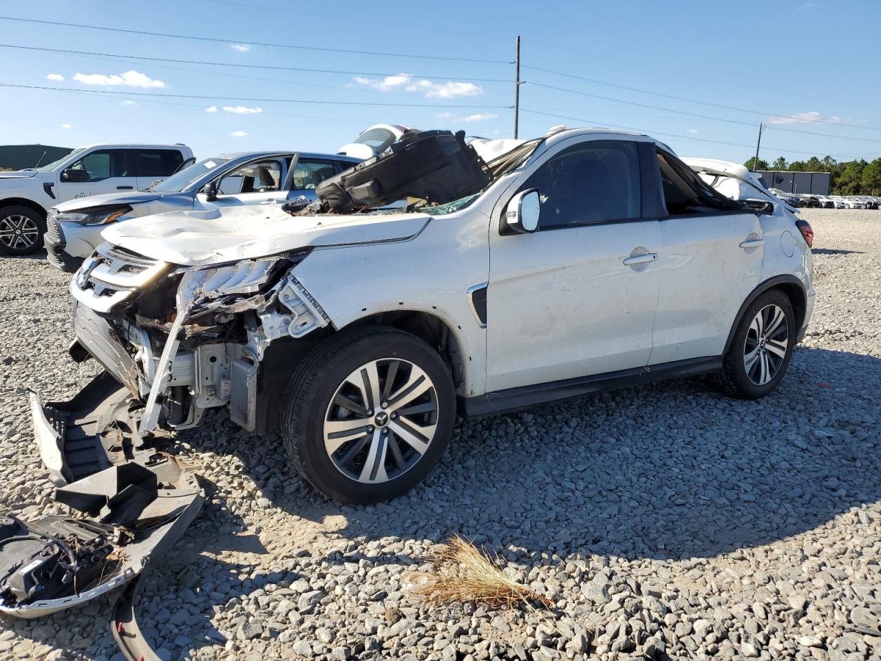 2021 Mitsubishi Outlander - Image 1