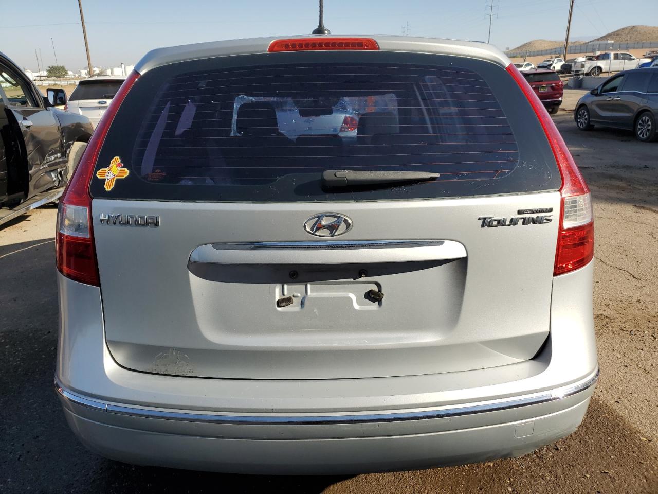 KMHDC86E59U038996 2009 Hyundai Elantra Touring