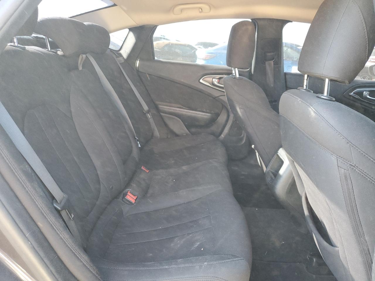 2016 Chrysler 200 Limited VIN: 1C3CCCAG2GN141347 Lot: 73556044