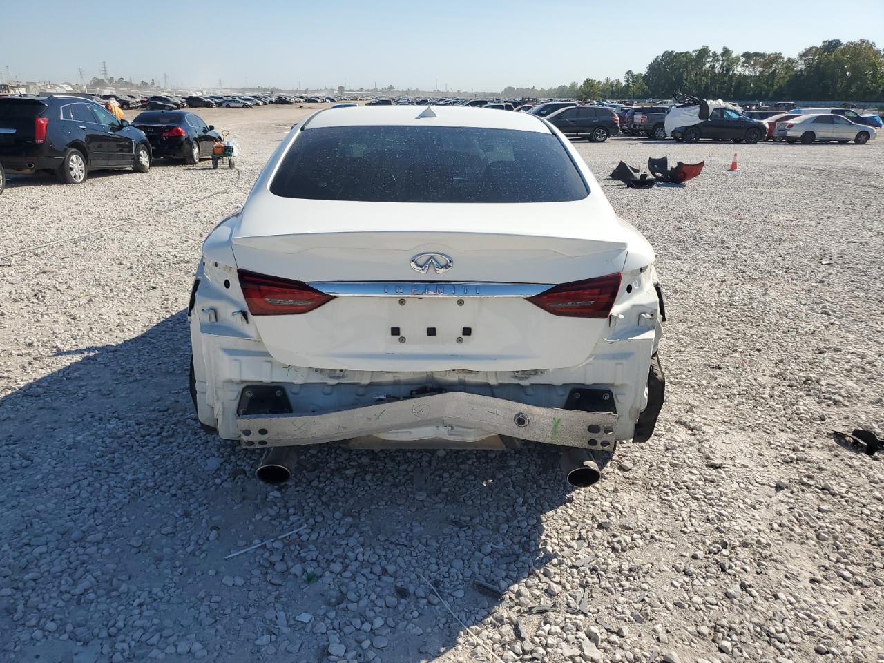 JN1EV7AP9JM351000 2018 Infiniti Q50 Luxe