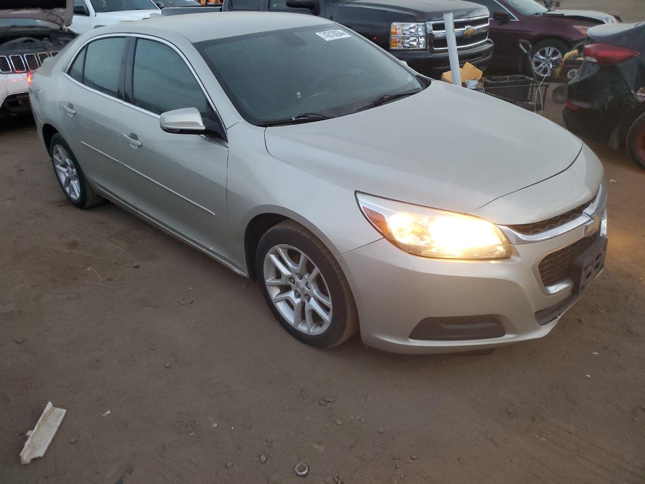 2015 Chevrolet Malibu - Image 4