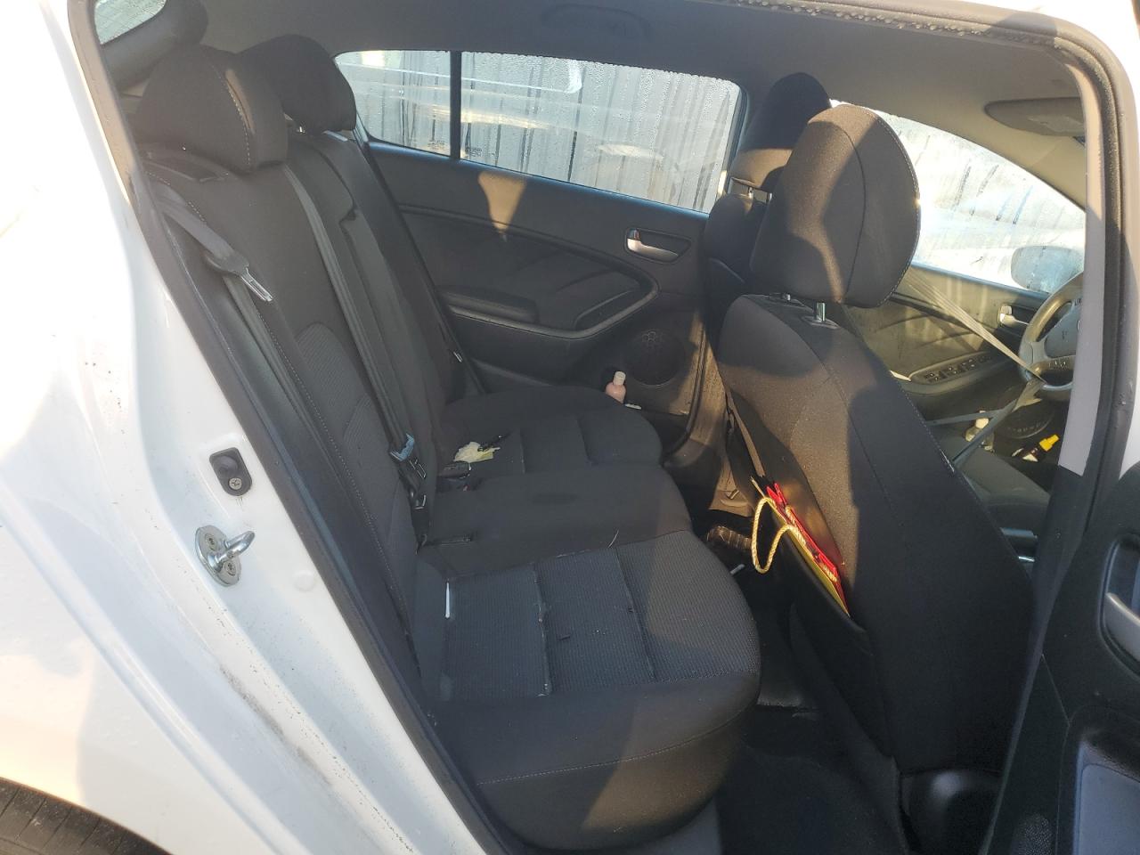 2017 Kia Forte Lx VIN: KNAFK5A89H5702058 Lot: 74037364