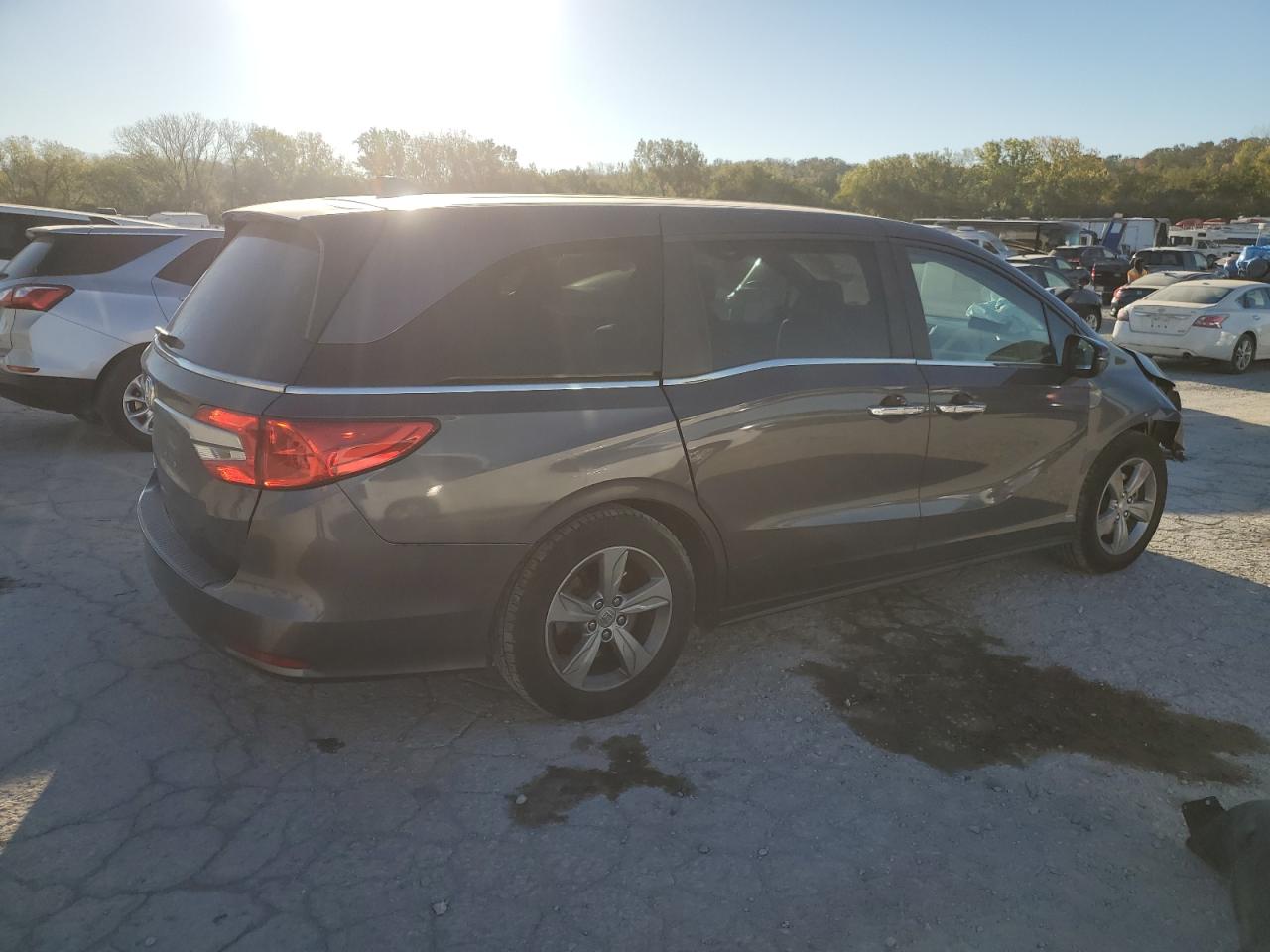 2018 Honda Odyssey - Image 3