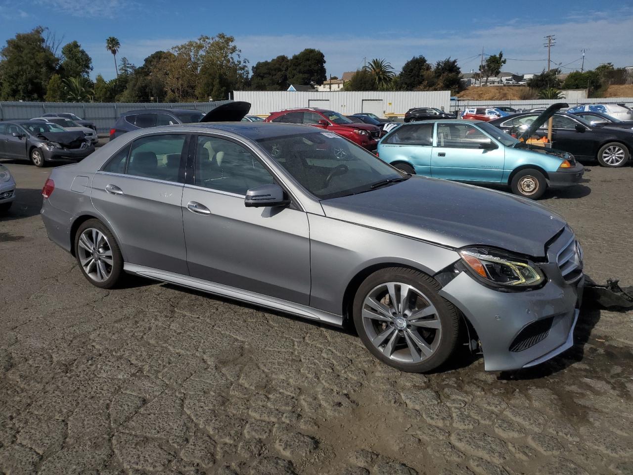 VIN WDDHF5KB9EB030077 2014 MERCEDES-BENZ E-CLASS no.4