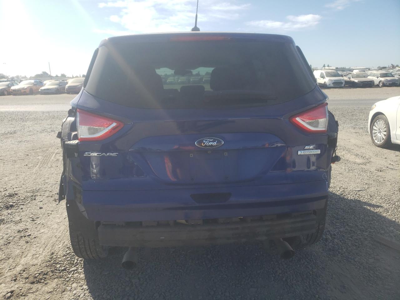 1FMCU0GXXGUB24473 2016 Ford Escape Se