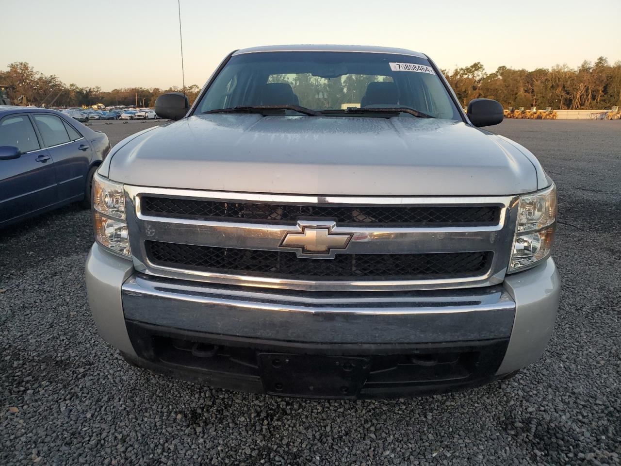 2011 Chevrolet Silverado - Image 5