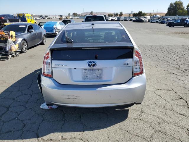 Хэтчбеки TOYOTA PRIUS 2013 Серебристый