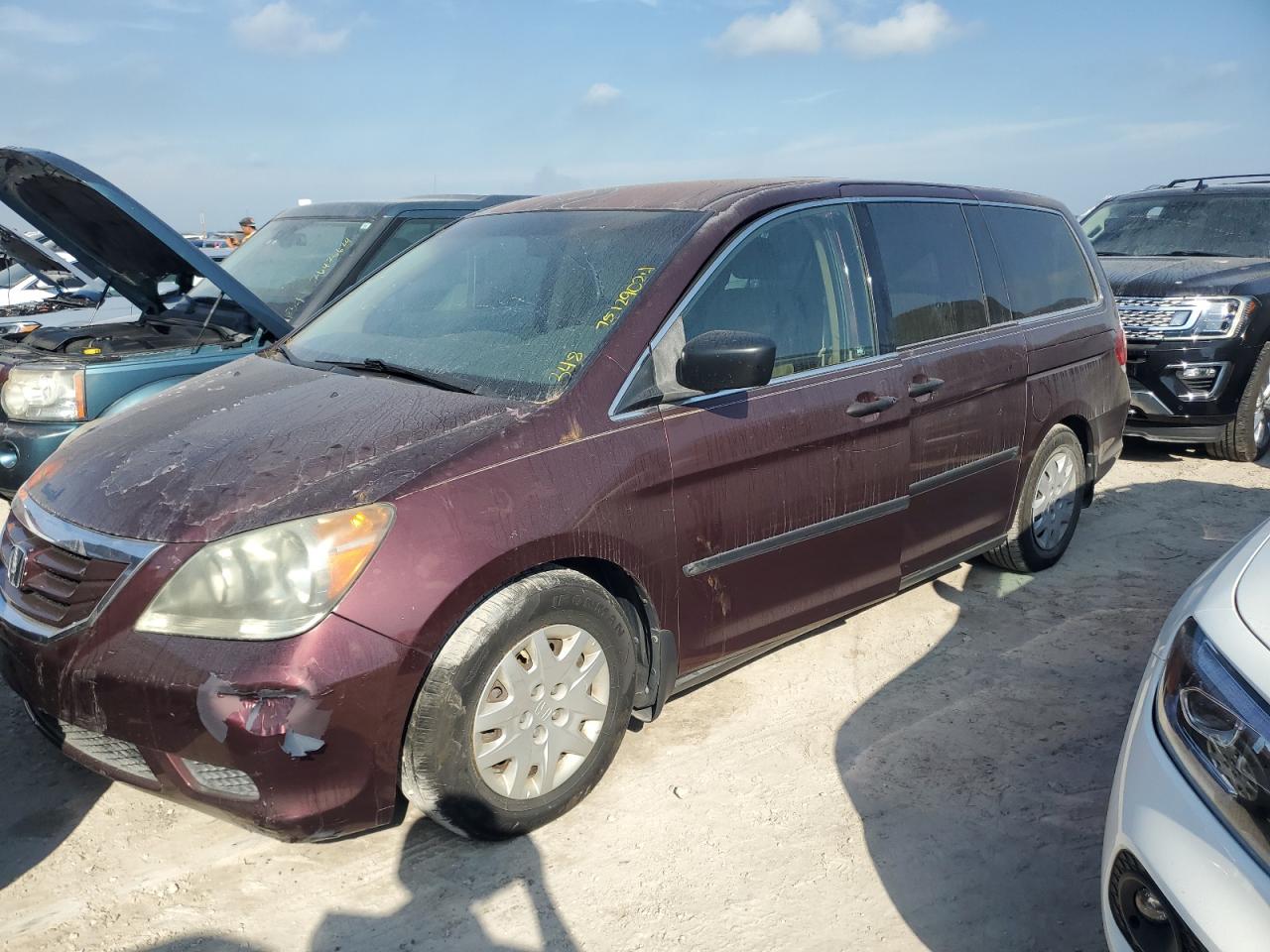 2008 Honda Odyssey Lx VIN: 5FNRL38258B057765 Lot: 75129024