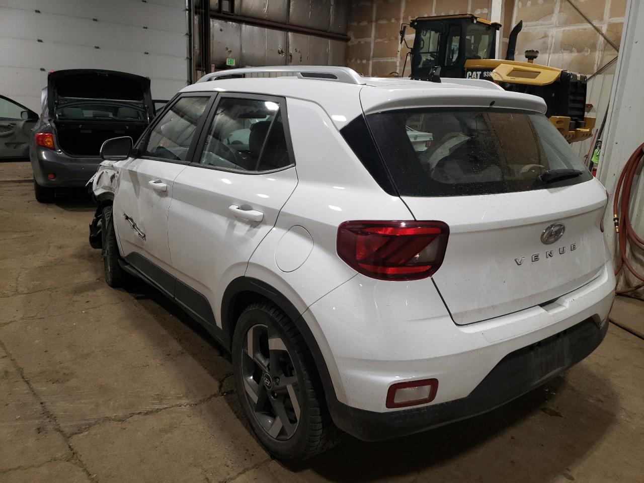2022 Hyundai Venue - Image 2