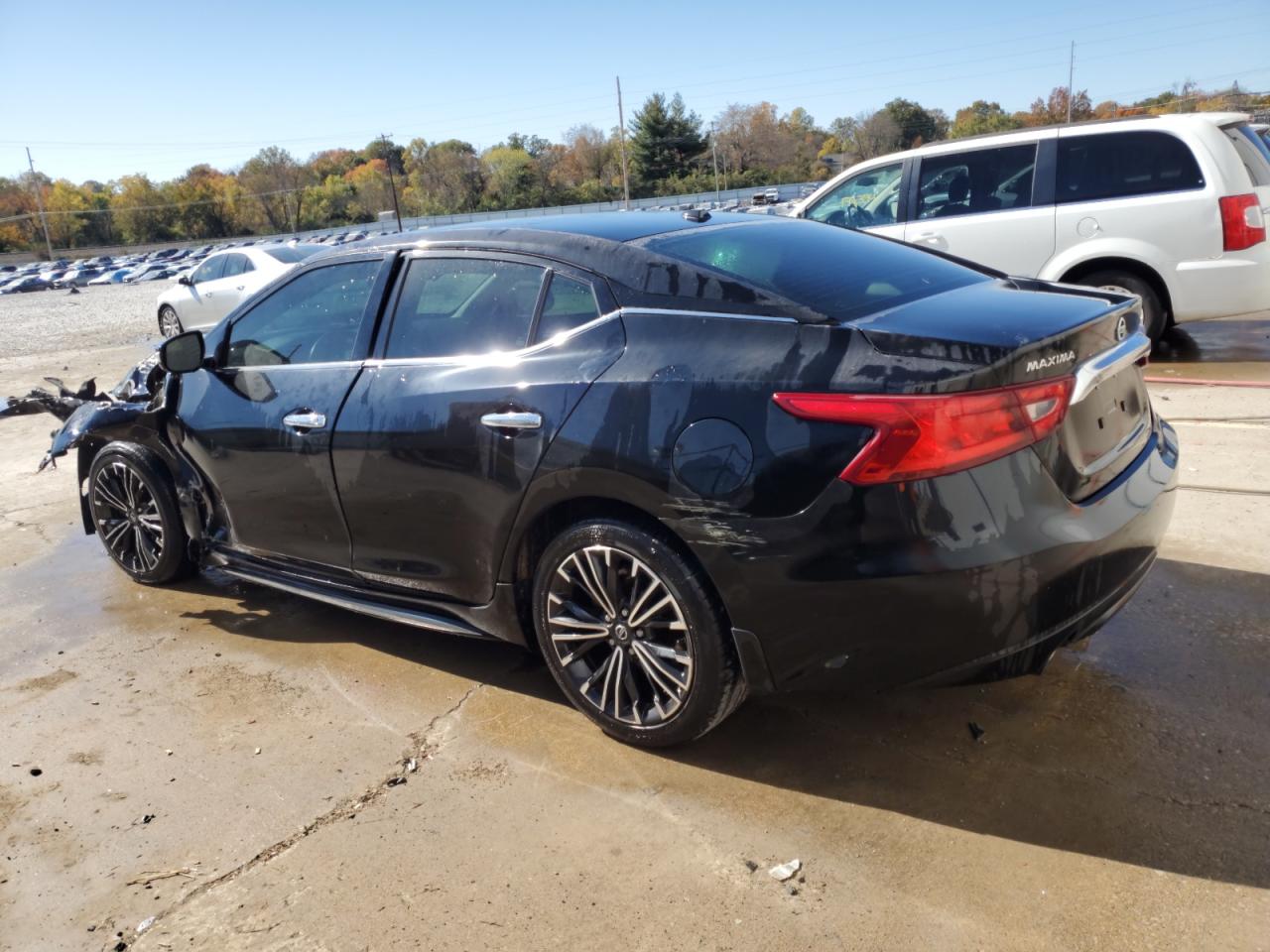 2016 Nissan Maxima - Image 2