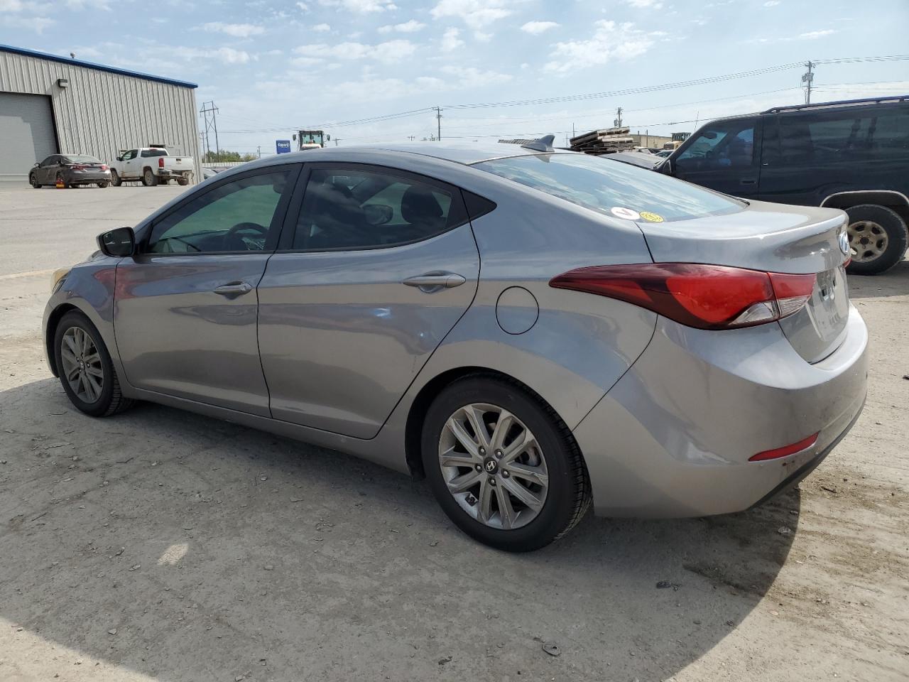 2015 Hyundai Elantra - Image 2