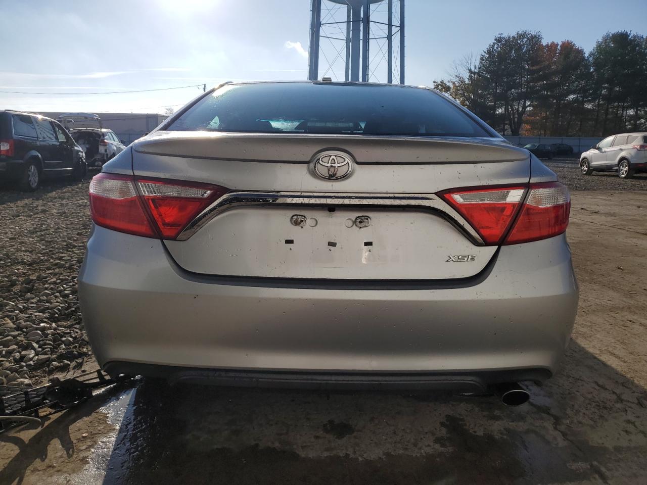 2015 Toyota Camry Le VIN: 4T1BF1FK3FU011979 Lot: 78707294